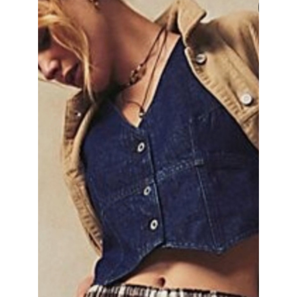 NEW FREE PEOPLE SCOUT DENIM CROPPED VEST TOP SZ 2 - Picture 3 of 10